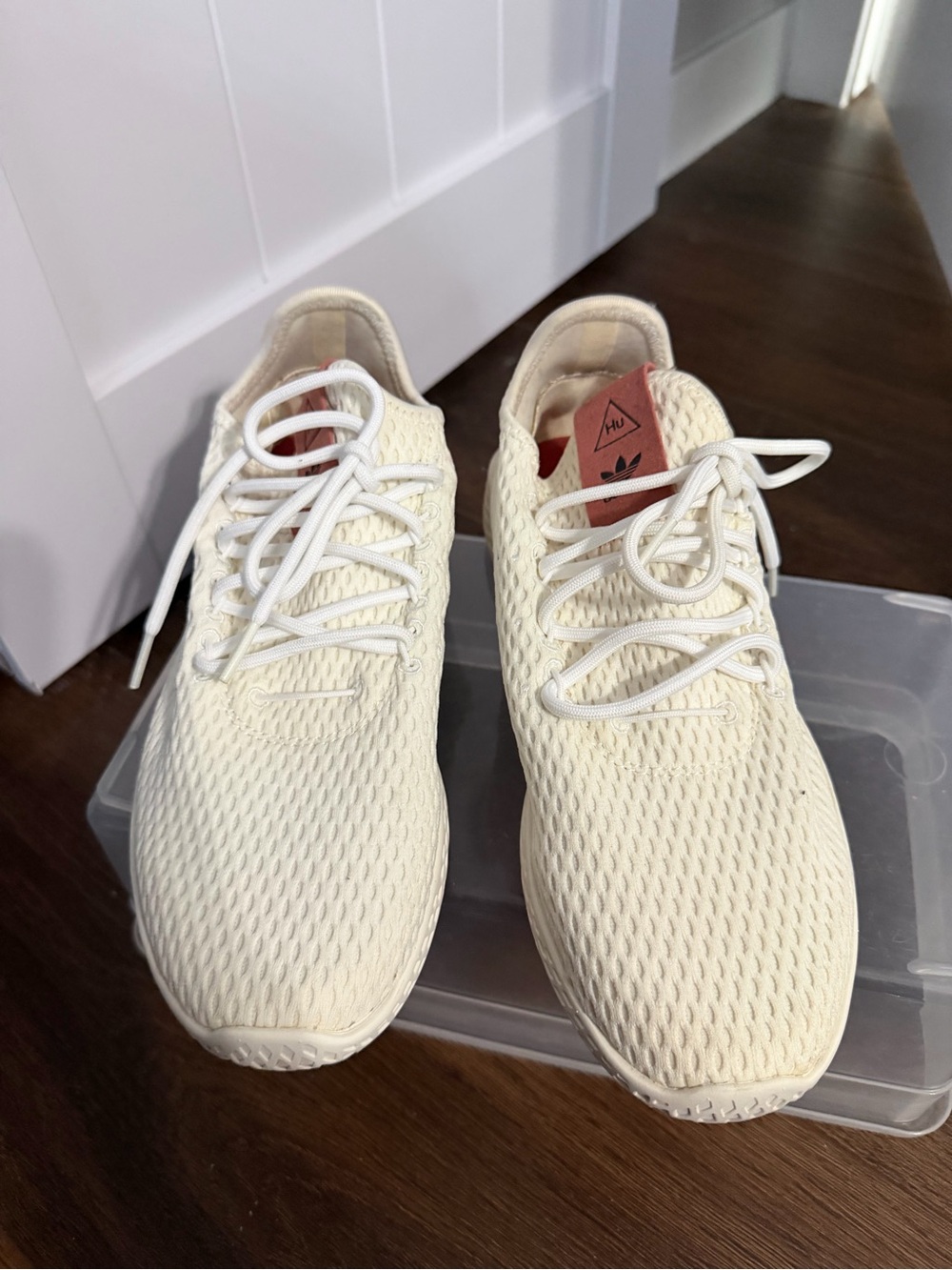 Men Pharrell Williams Sneakers